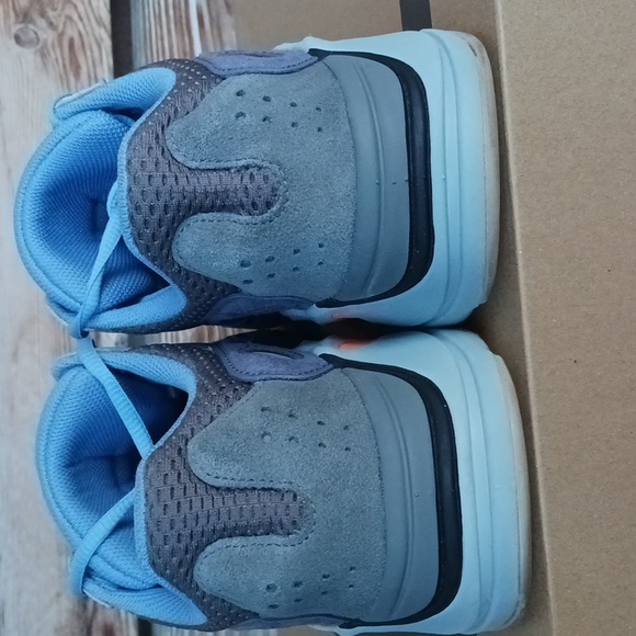 Yeezy 700 carbon blue 2019 - Picture 12 of 15